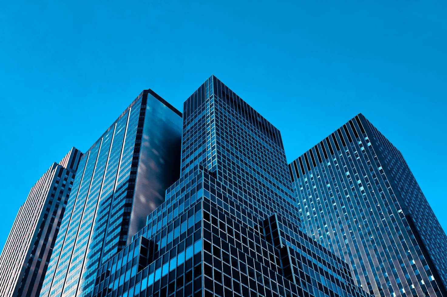 High-rise buildings representing companies like Kohl's news