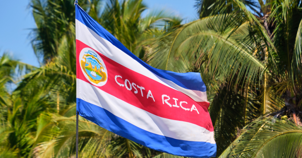 Best Countries to Retire: The flag of Costa Rica