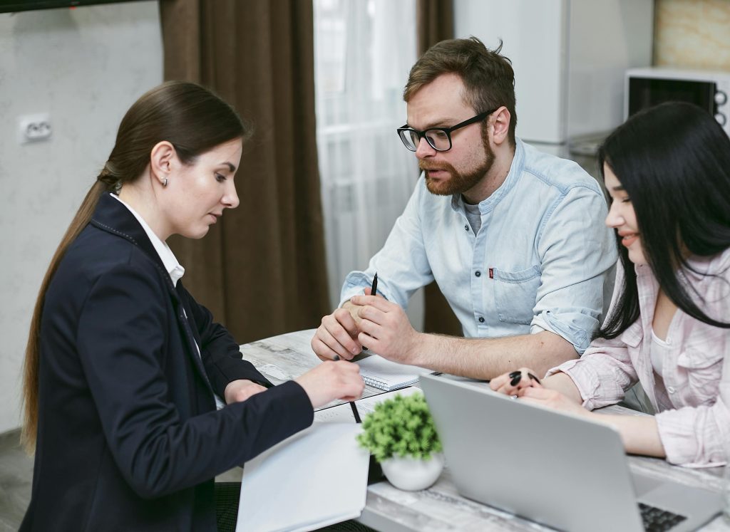 Mortgagor vs mortgagee discussing mortgage terms