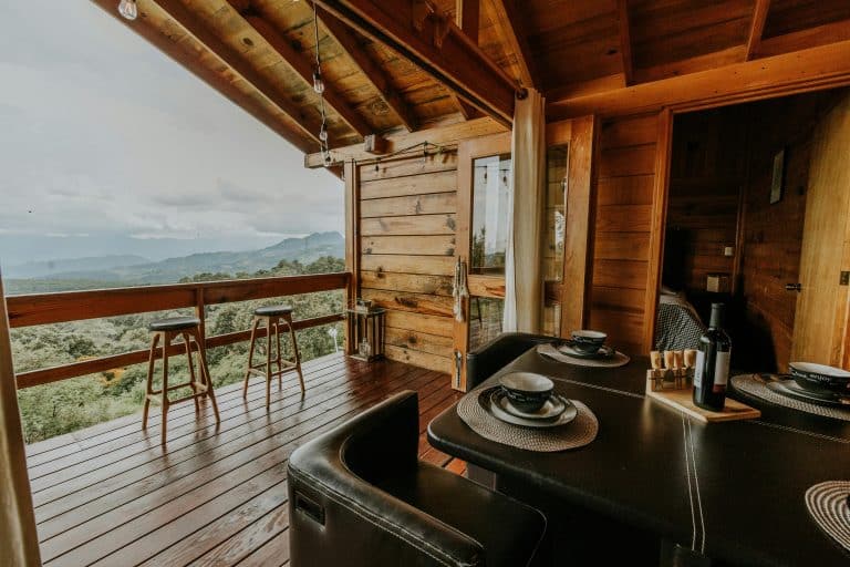 Pros and Cons of an Airbnb